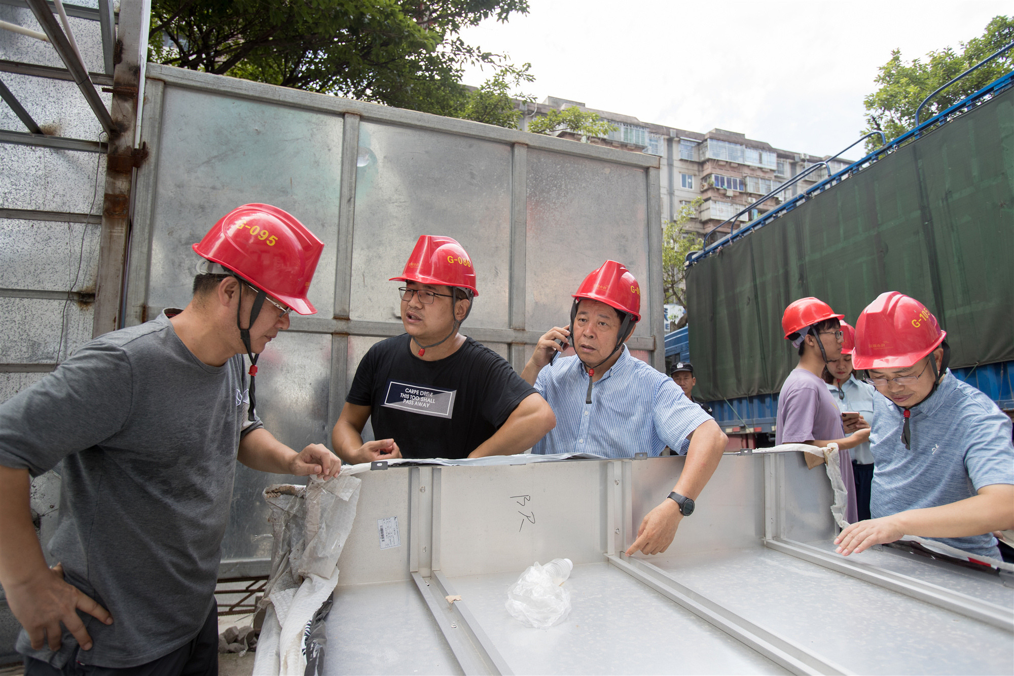 6.萬樹春副總裁聯系生產廠家 _副本_副本.jpg